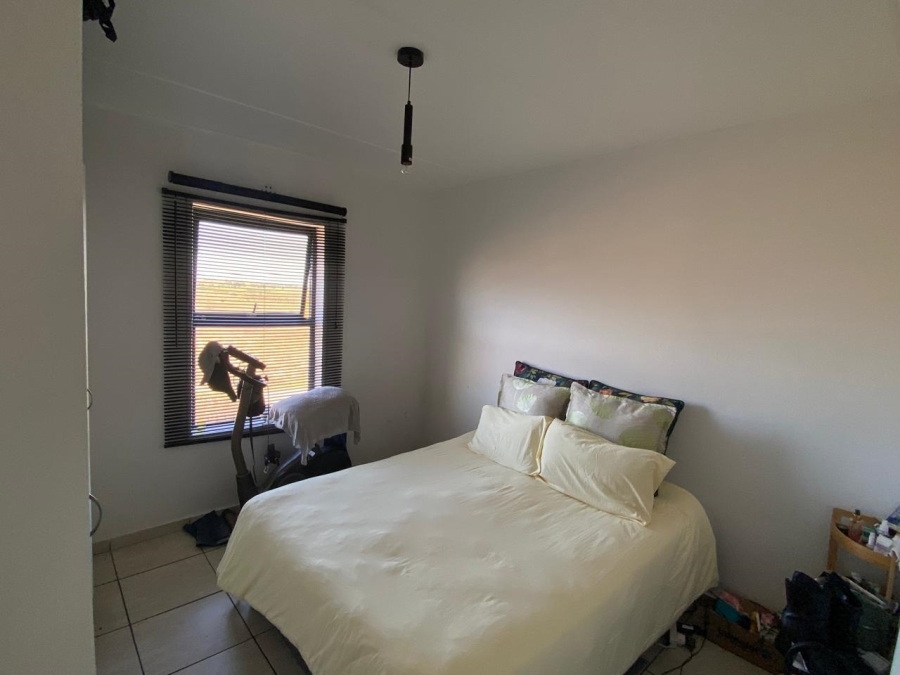 2 Bedroom Property for Sale in Parklands East Western Cape